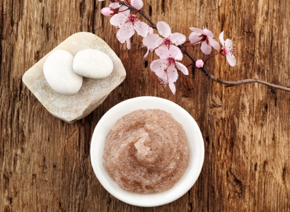 Faire un gommage maison – cher + efficace
